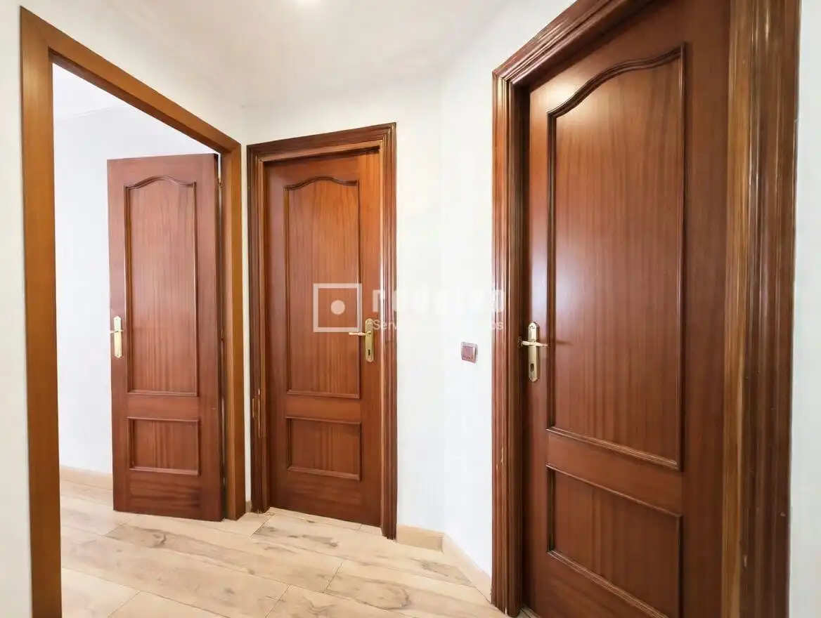 Habitación de Piso en venta en Alcorcón con Aire acondicionado y Calefacción
