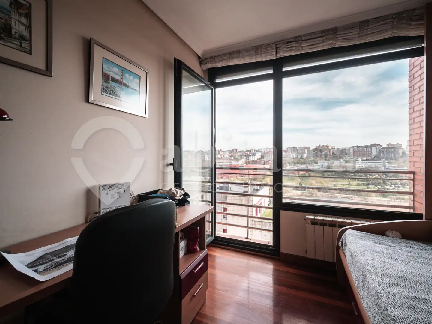 Schlafzimmer von Maisonette zum Verkauf in Santander mit Heizung, Parkett und Abstellraum