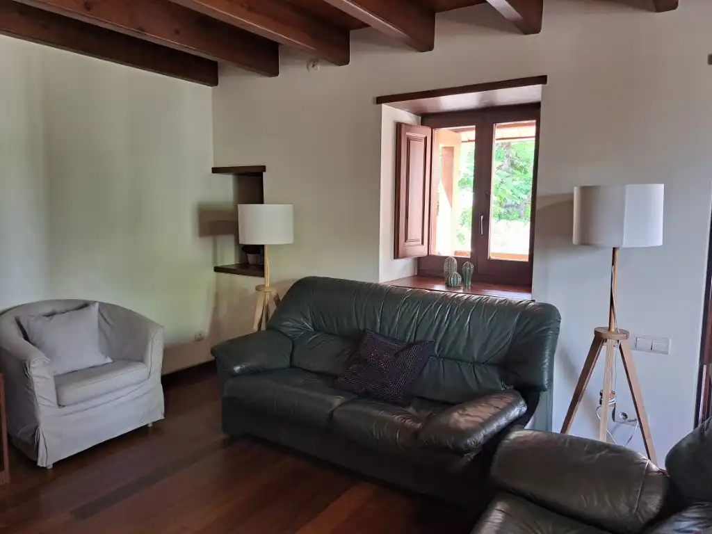 Houses for rent in Carrer Mossèn Cinto Verdaguer, 5, Das