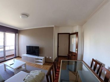Flat with balcony for sale in Avenida Fragoso