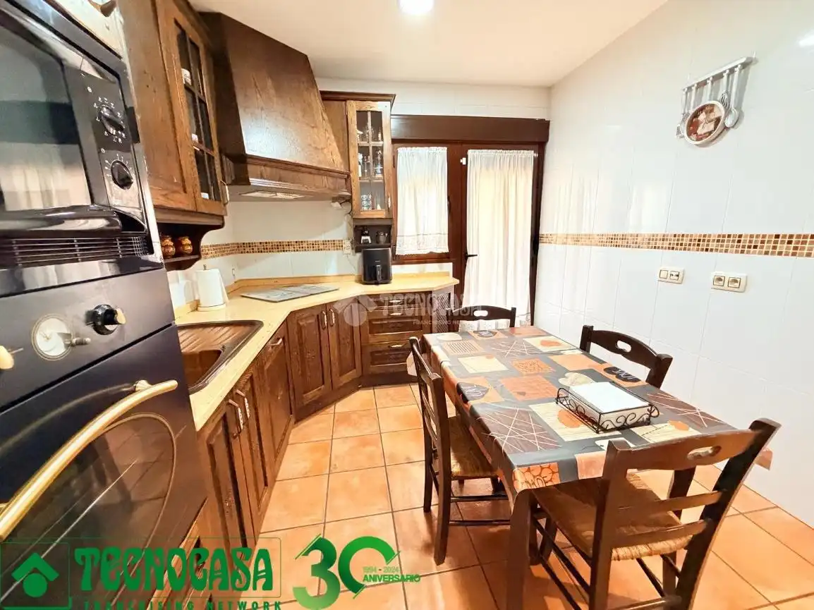 Cocina de Casa adosada en venta en Burujón con Aire acondicionado, Calefacción y Terraza