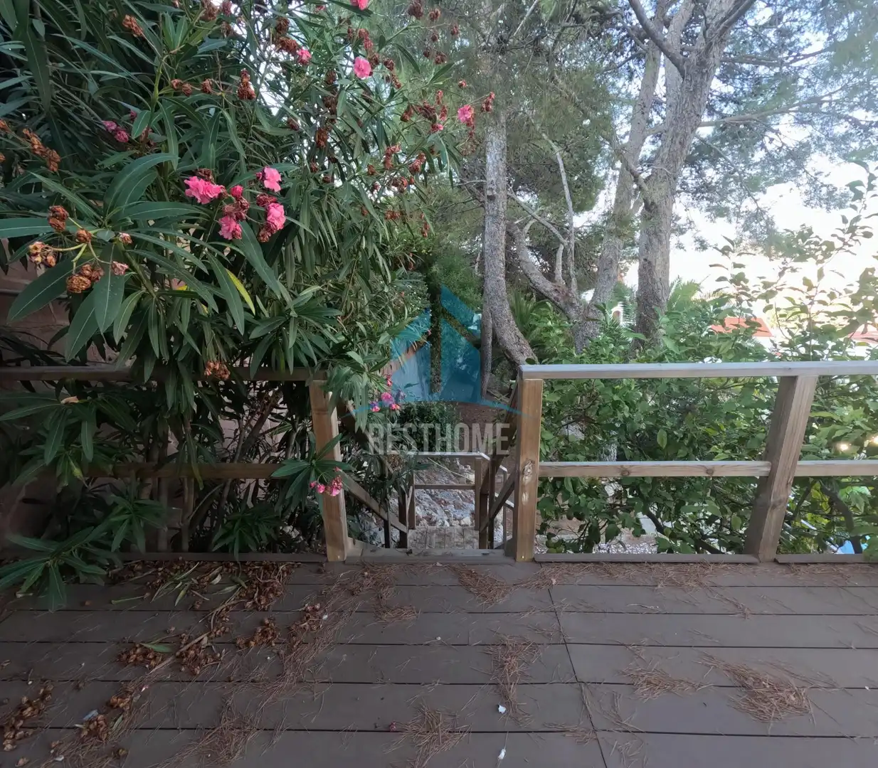 Exterior view of Houses for sale in Cullera  with Air Conditioner, Terrace and Jacuzzi