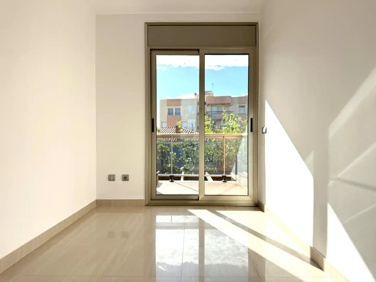 Semi-detached house with pool for sale in Carrer d'Escornalbou, imagen 31