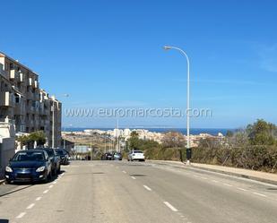 Vista exterior de Casa o xalet en venda en Torrevieja amb Aire condicionat, Calefacció i Terrassa