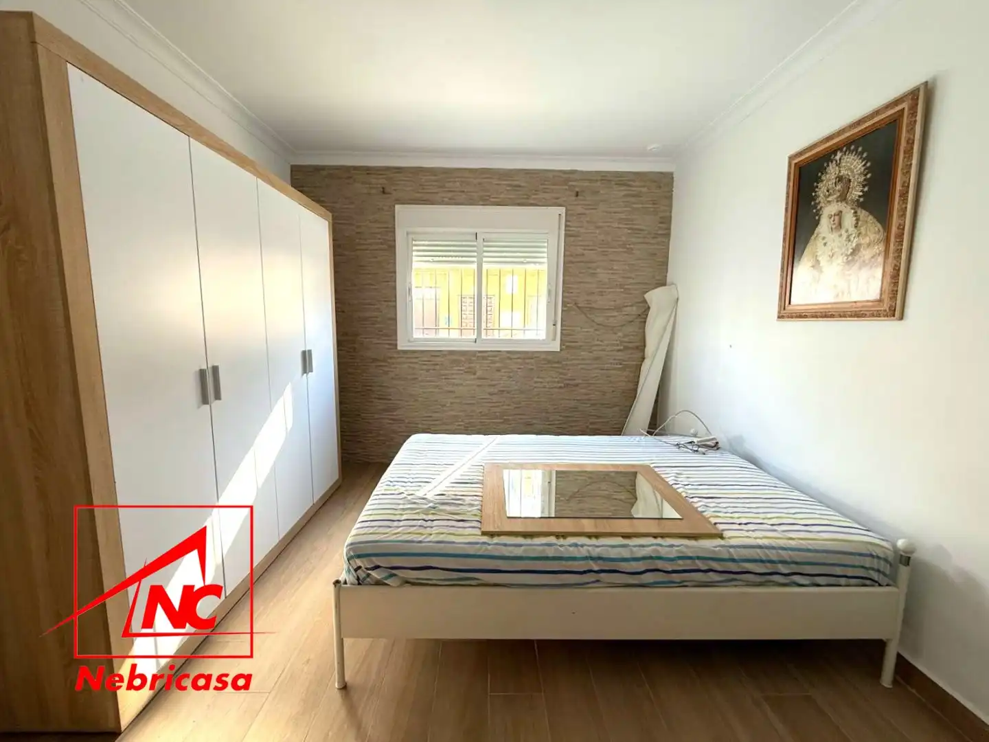 Dormitori de Casa o xalet en venda en Lebrija
