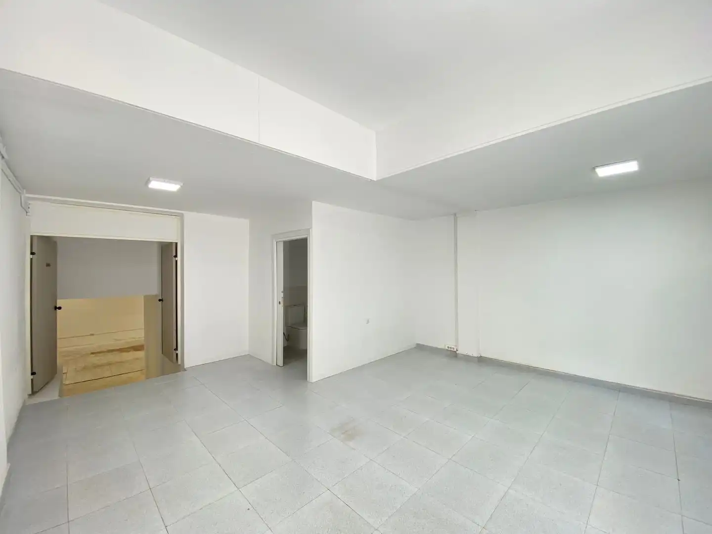 Locale commerciale in affitto a Calle de Rius i Taulet, imagen 3