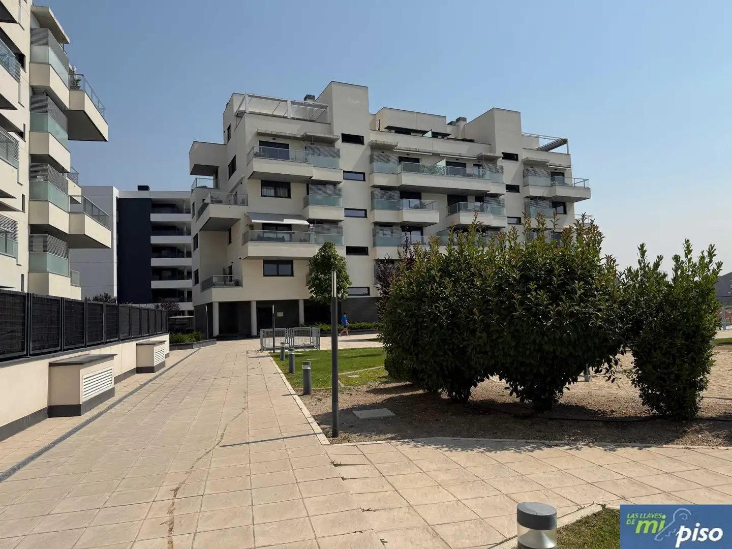Außenansicht von Wohnung zum Verkauf in Valladolid mit Heizung, Privatgarten und Parkett
