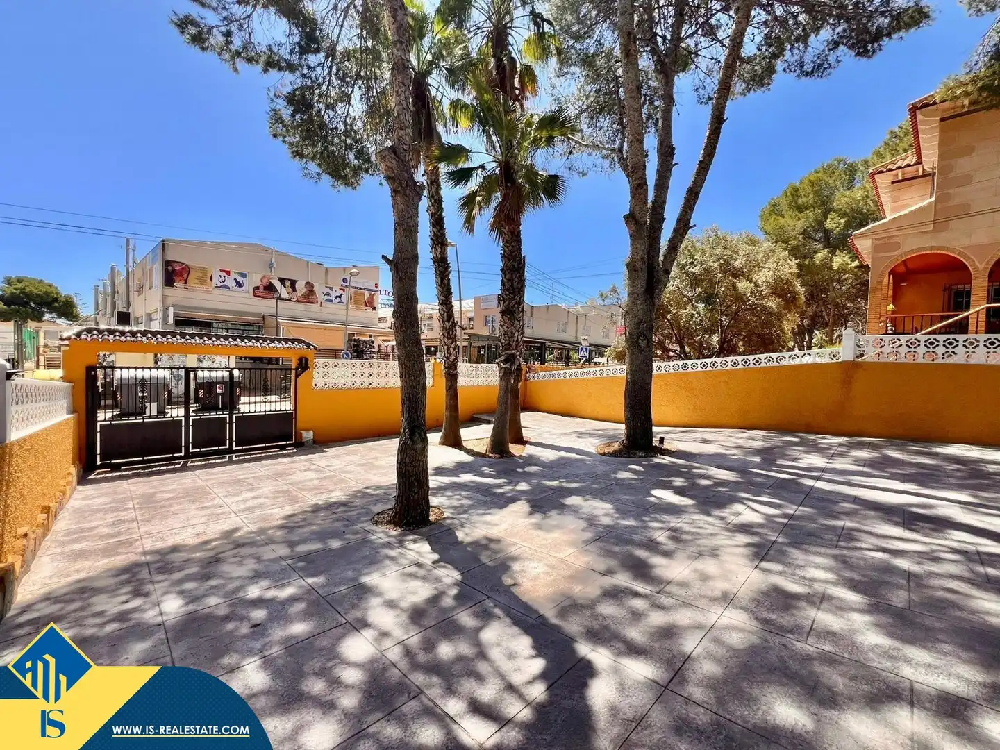 Chalet con jardín en venta en Los Balcones - Los Altos, imagen 14