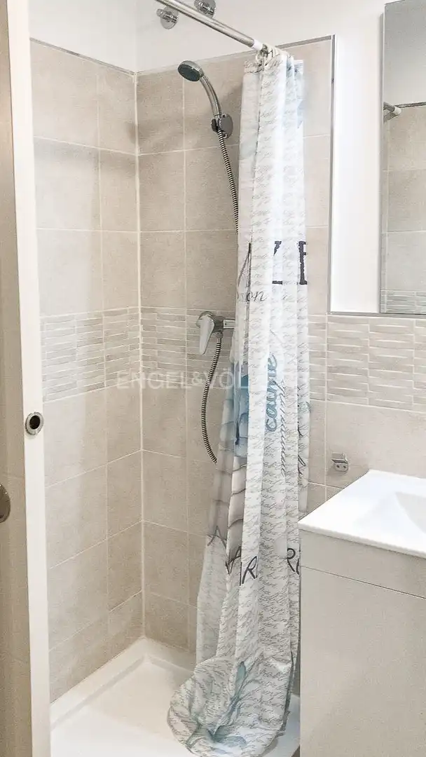 Baño de Piso en venta en Barcelona con Aire acondicionado, Calefacción y Terraza