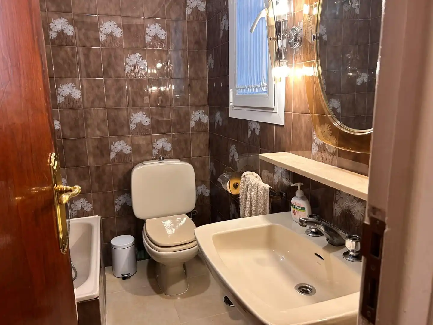Baño de Piso en venta en Granada con Aire acondicionado, Calefacción y Trastero
