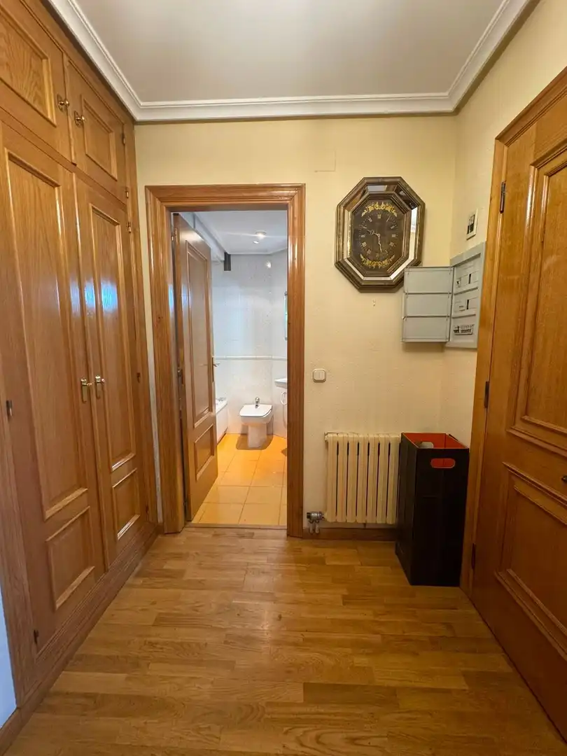 Pis de lloguer en León Capital  amb Calefacció, Parquet i Terrassa