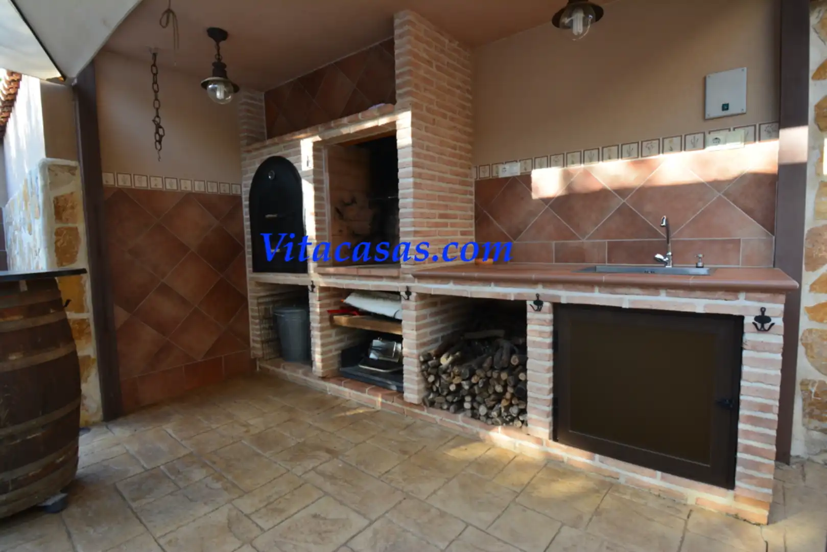 Cuina de Casa o xalet en venda en Robledillo de Mohernando amb Aire condicionat, Calefacció i Jardí privat