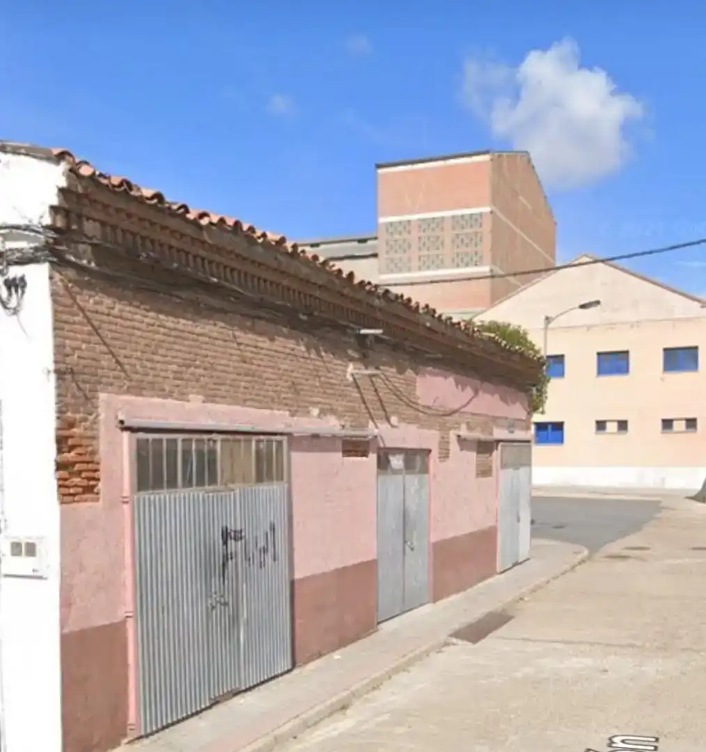 Vista exterior de Planta baja en venta en Medina del Campo