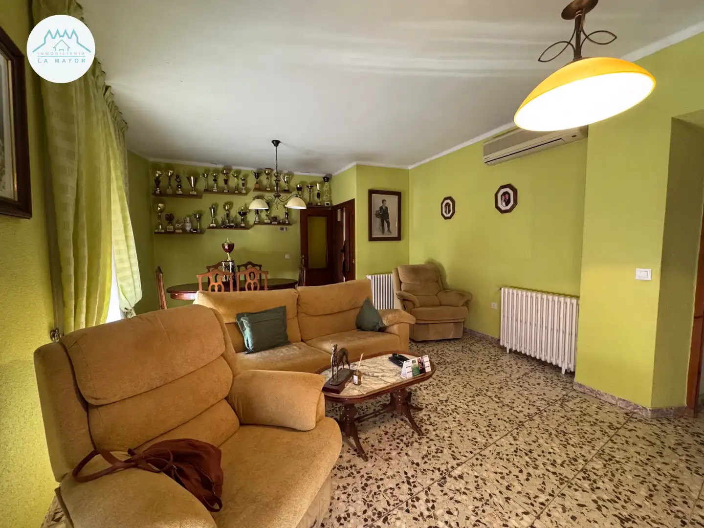 Living room of Houses for sale in Carrión de Calatrava  with Air Conditioner, Terrace and Furnished