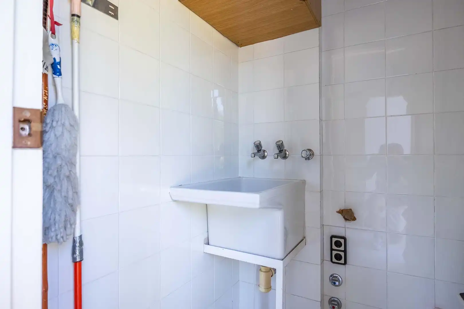 Baño de Casa o chalet en venta en Gelves con Jardín privado y Piscina comunitaria