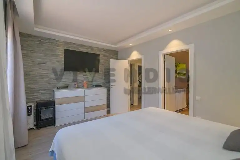 Casa amb terrassa en venda a Corbera de Llobregat, imagen 35