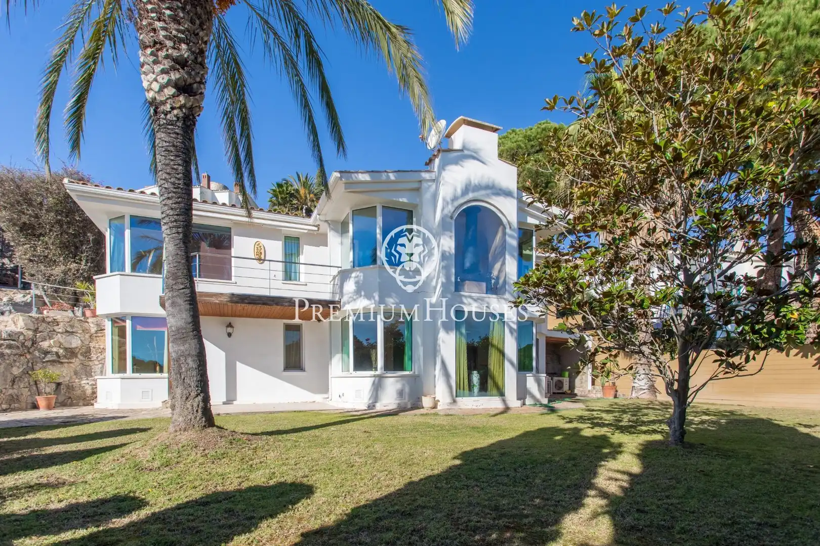 Maison avec terrasse à vendre à Montgoda