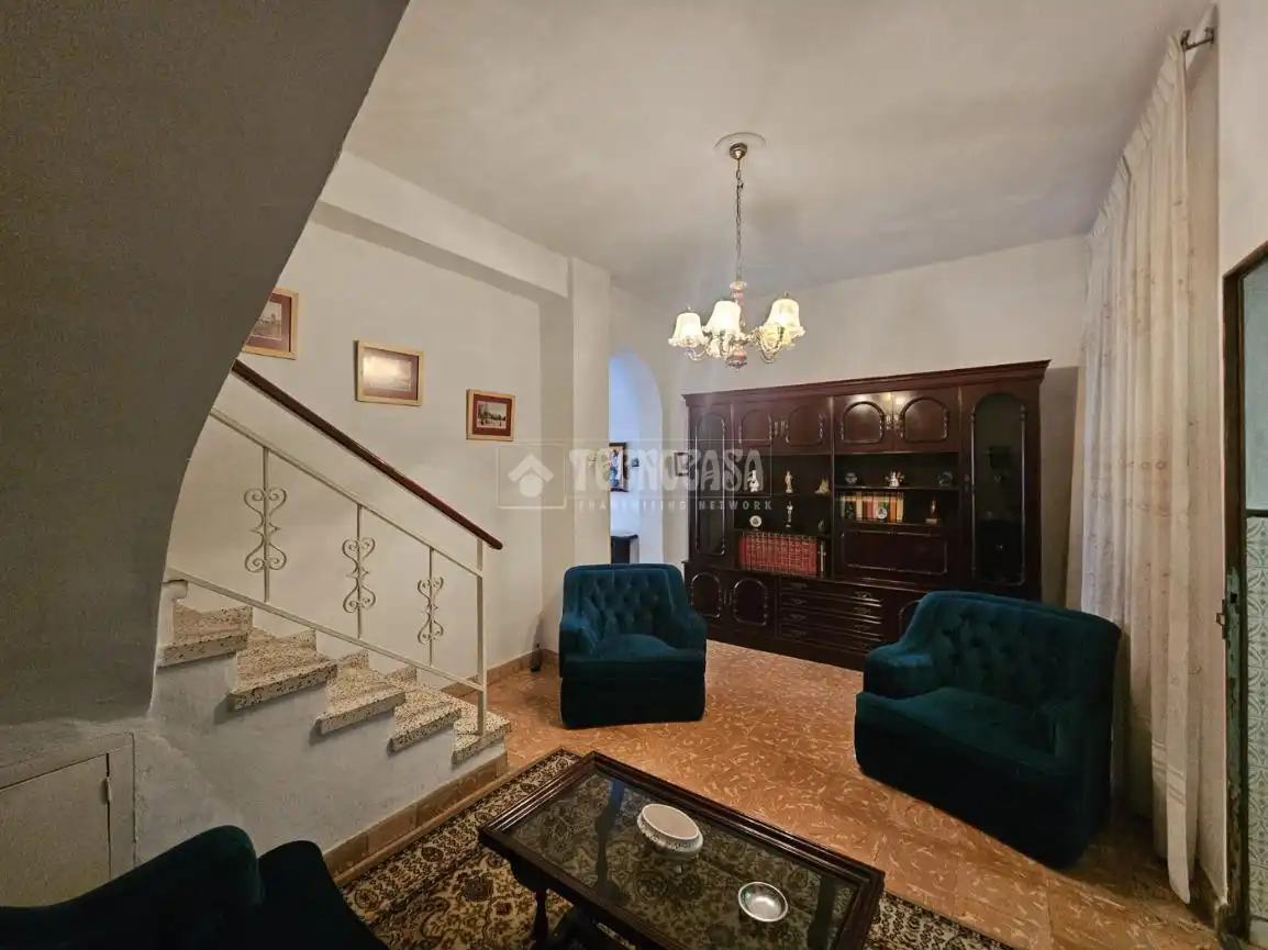 Sala d'estar de Casa adosada en venda en San Juan de Aznalfarache