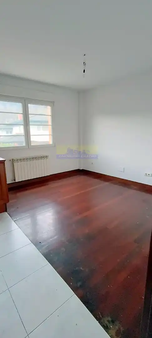 Habitación de Casa adosada de alquiler en Castro-Urdiales