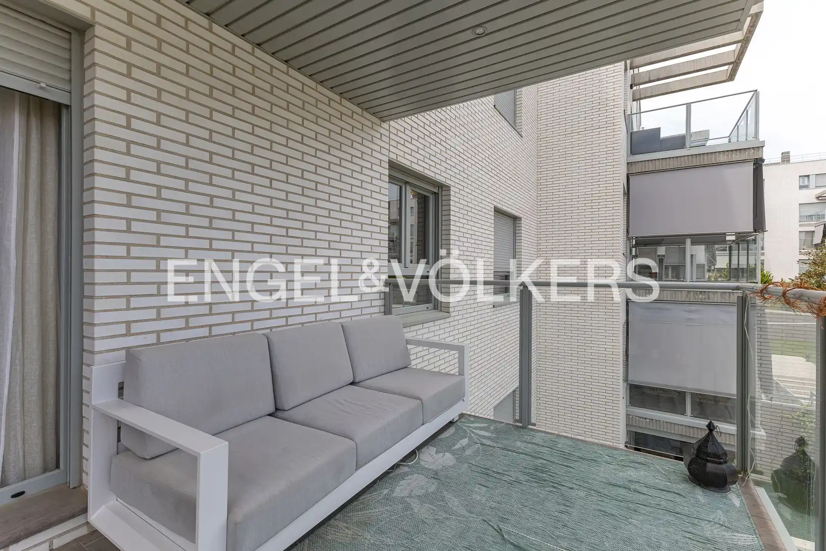 Terrasse von Wohnung zur Miete in San Sebastián de los Reyes mit Klimaanlage, Heizung und Privatgarten
