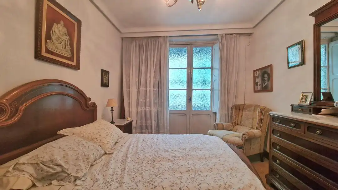 Habitación de Piso en venta en Donostia - San Sebastián  con Calefacción y Balcón