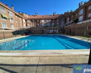 Swimming pool of Flat for sale in Valladolid Capital  with Balcony