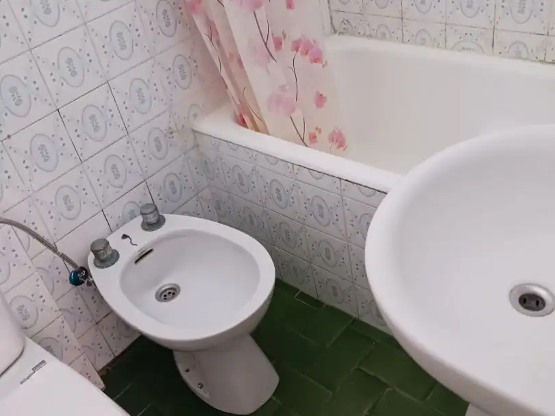 Badezimmer von Wohnung zur Miete in L'Hospitalet de Llobregat