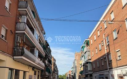 Exterior view of Flat for sale in  Madrid Capital  with Air Conditioner and Heating