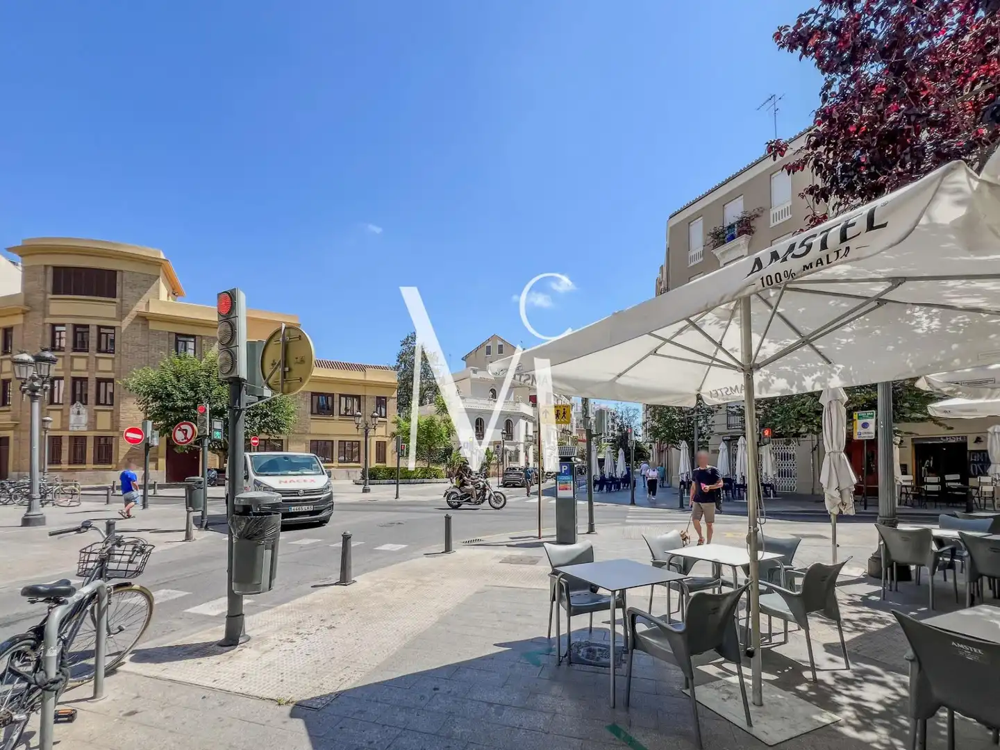 Vista exterior de Local de alquiler en Valencia