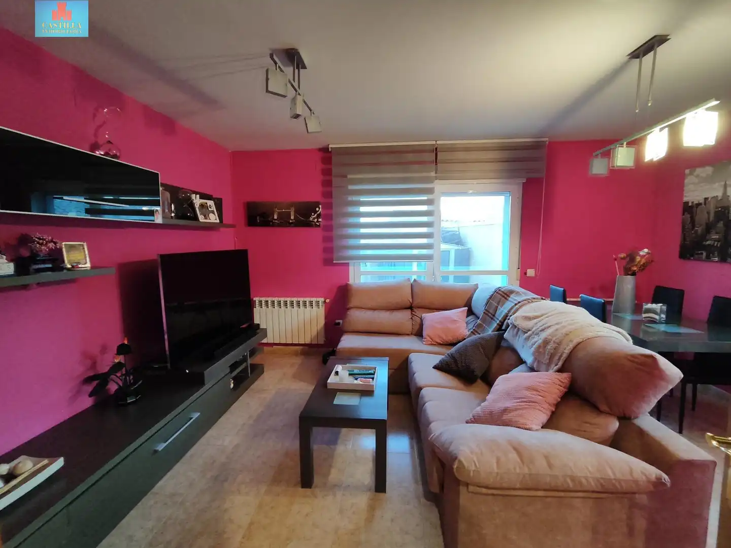 Sala de estar de Casa adosada en venta en Berrocalejo de Aragona con Calefacción, Terraza y Trastero