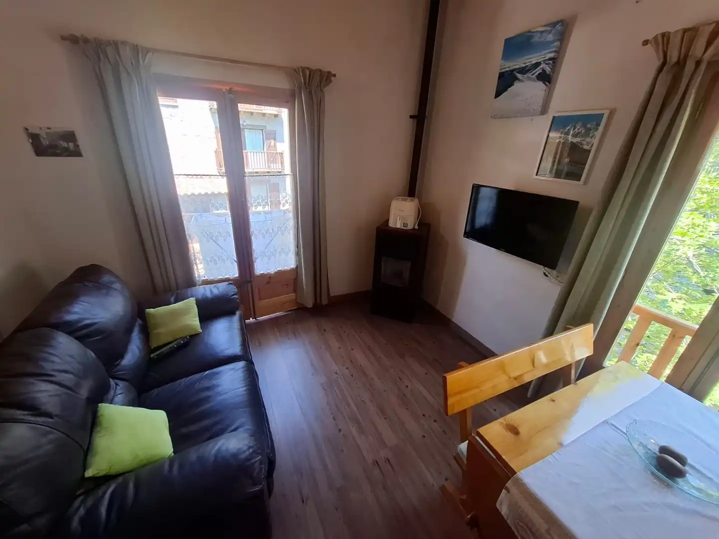 Living room of Flat for sale in Setcases  with Furnished