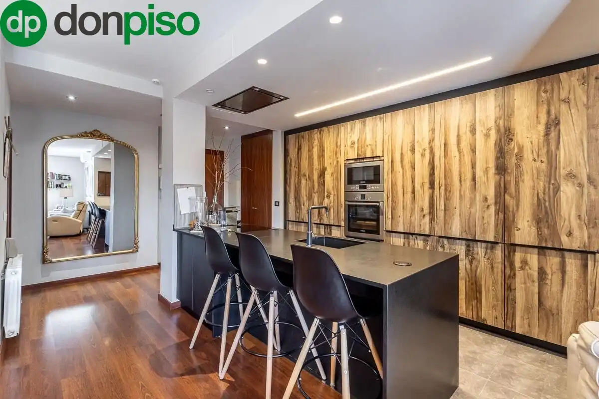 Kitchen of Flat for sale in Granada  with Air Conditioner, Terrace and Community pool