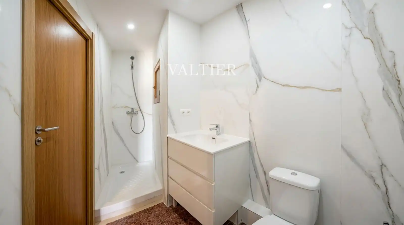 Badezimmer von Wohnung zur Miete in Arganzuela