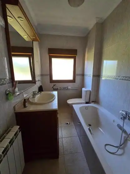 Baño de Casa o chalet en venta en Cerdedo con Calefacción, Jardín privado y Terraza
