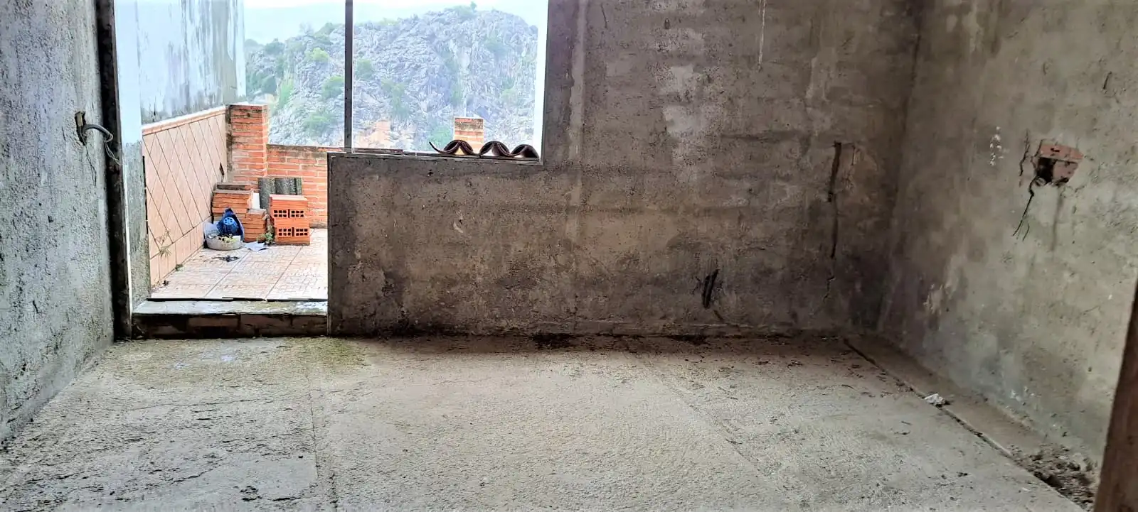 Casa adosada en venda en Benaoján