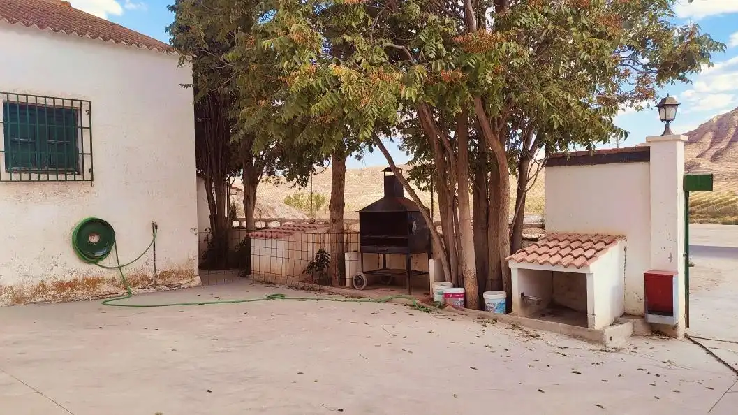 Vista exterior de Terreno en venta en Huélago