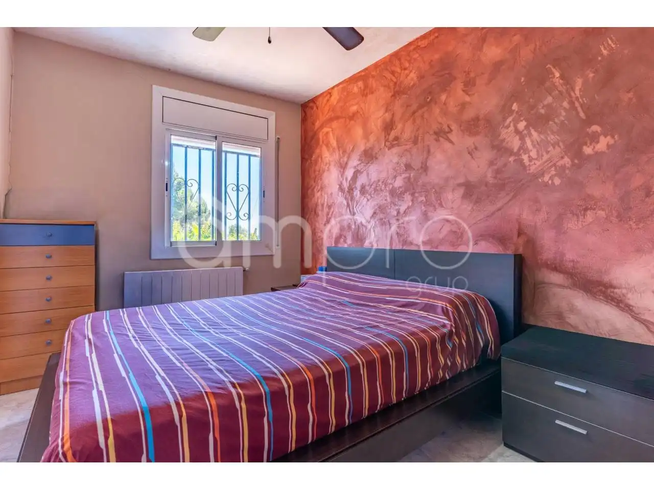 Dormitori de Casa o xalet en venda en La Pobla de Montornès   amb Aire condicionat, Jardí privat i Terrassa