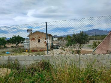 Casa en venda a Pedanías Este