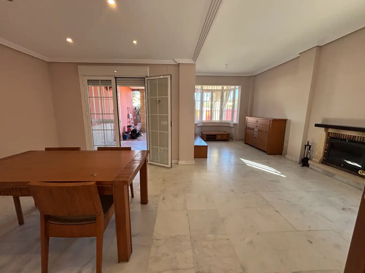 Dining room of Detached homes for sale in Almensilla  with Air Conditioner, Private garden and Terrace