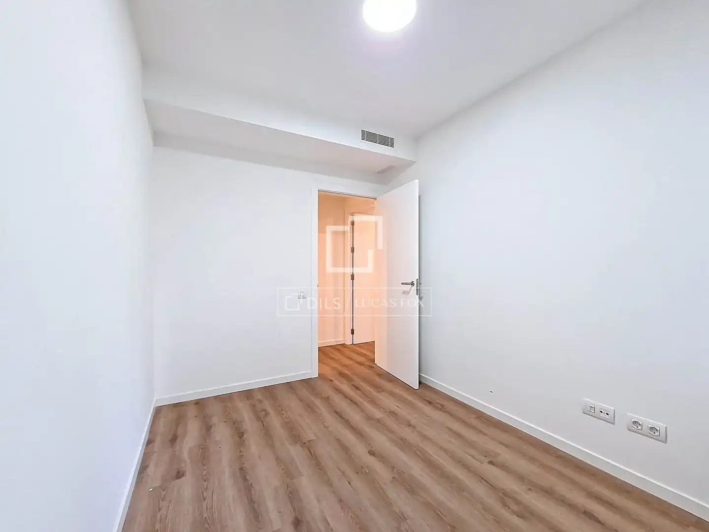 Schlafzimmer von Wohnung zur Miete in Vilanova i la Geltrú mit Klimaanlage, Heizung und Parkett
