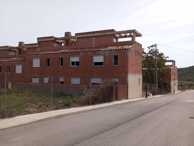 Edificio en Venta en Calle CREVAETA en Figueroles