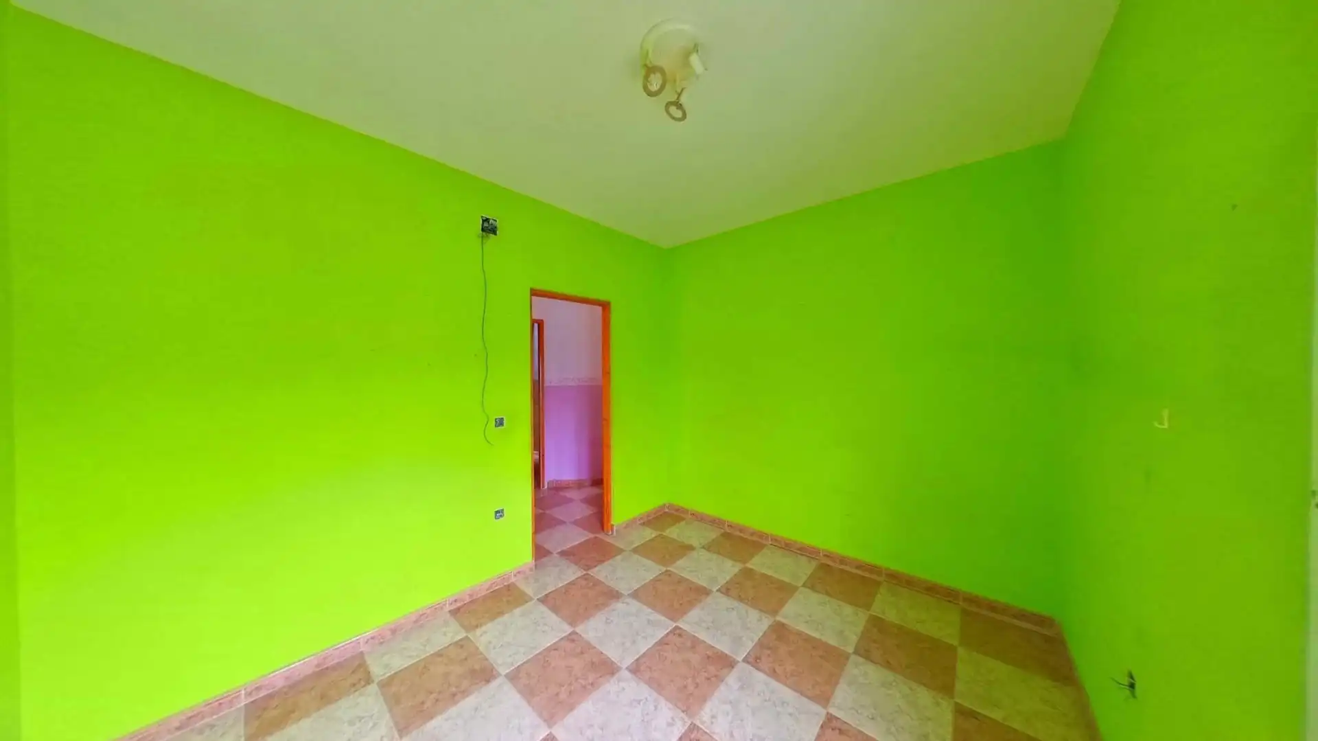 Wohnung zum Verkauf in Fuente de Cantos mit Balkon