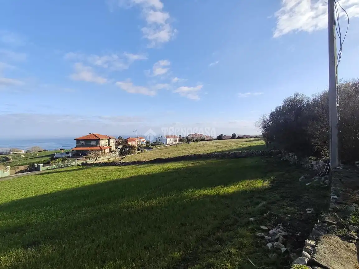Casa adosada en venta en Suances con Calefacción, Jardín privado y Trastero