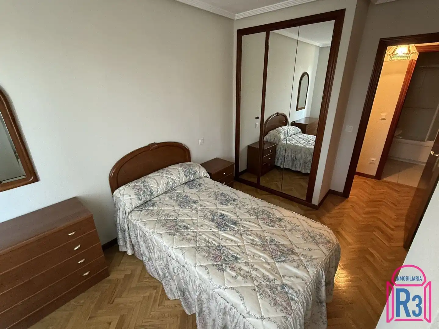 Bedroom of Flat for rent in Las Eras de Renueva