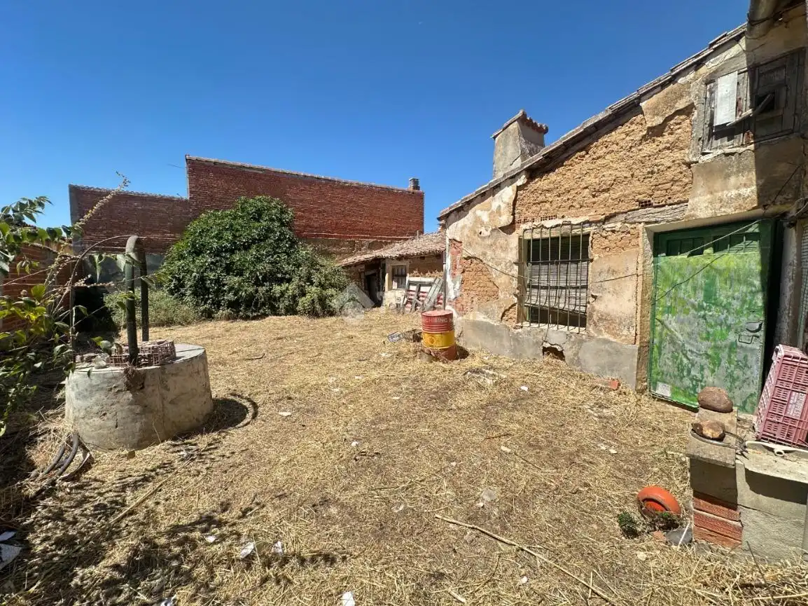 Casa adosada en venda a Usanos