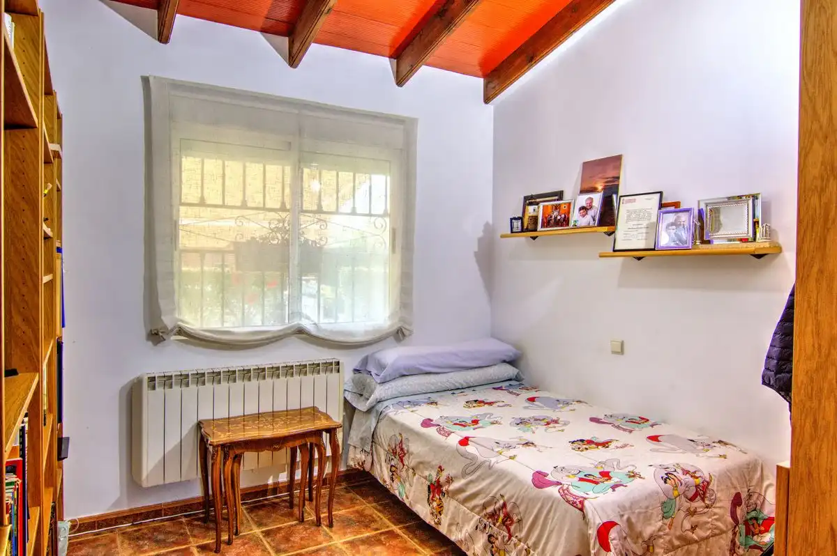 Casa rústica amb terrassa en venda a Av. 8 de Marzo, imagen 18