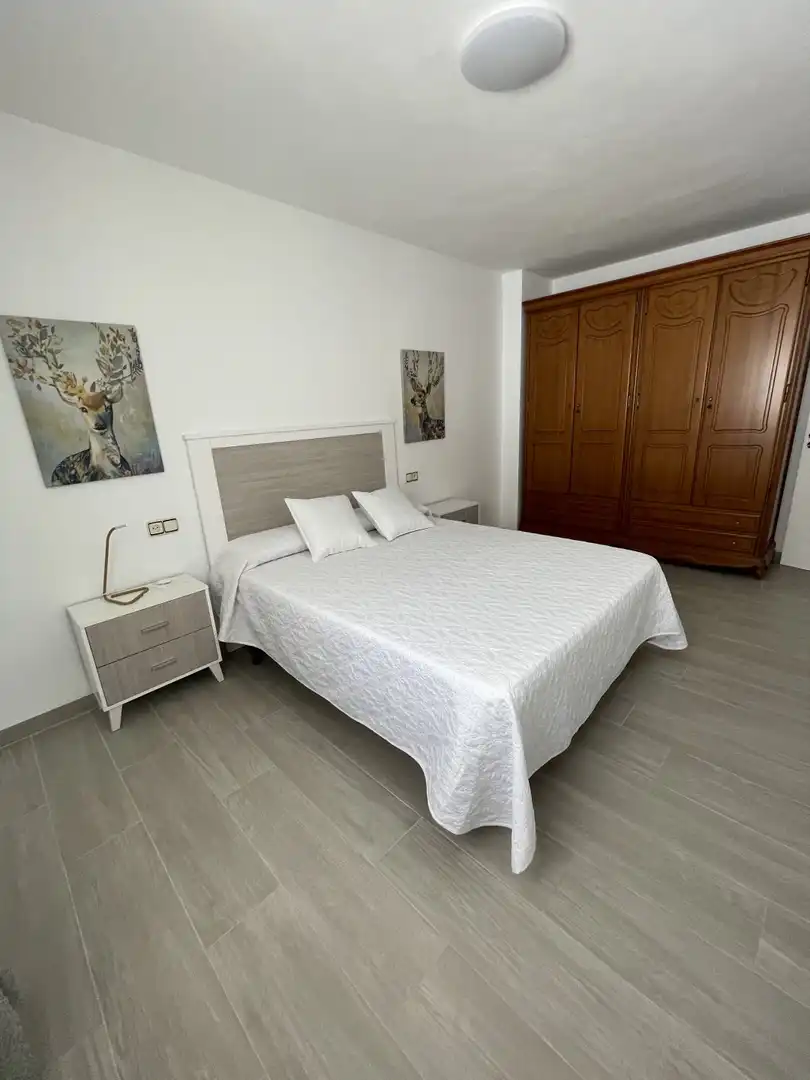 Habitación de Piso en venta en Salobreña con Aire acondicionado, Amueblado y Balcón