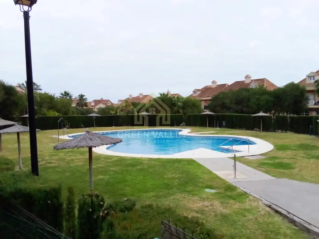 Casa aparellada en venda a Avenida de la Hacienda, imagen 39