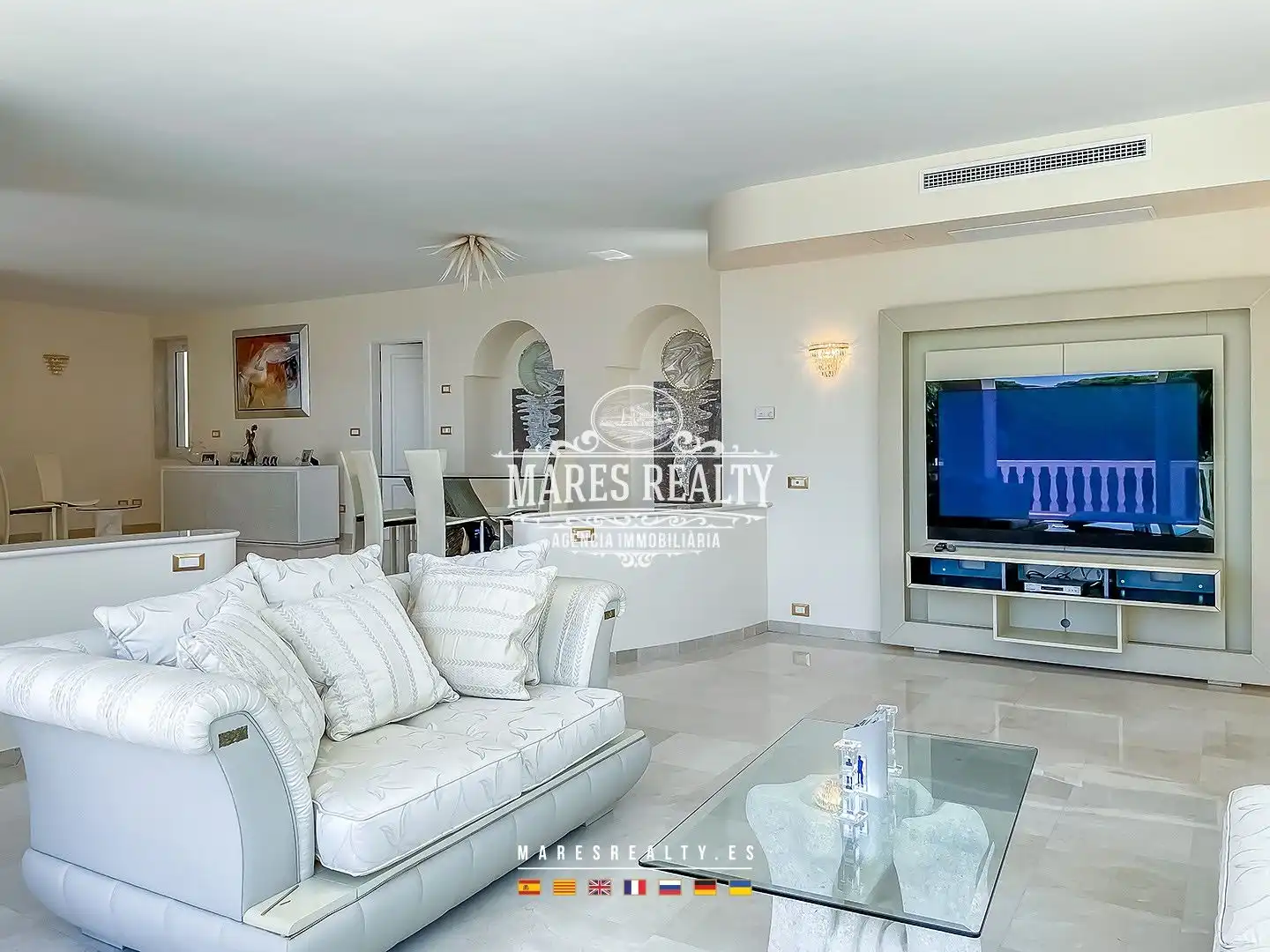 Sala d'estar de Casa o xalet en venda en Lloret de Mar amb Aire condicionat, Calefacció i Jardí privat
