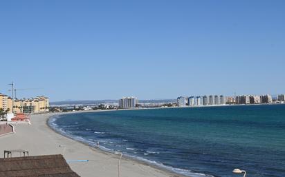 Vista exterior de Apartament en venda en La Manga del Mar Menor amb Terrassa